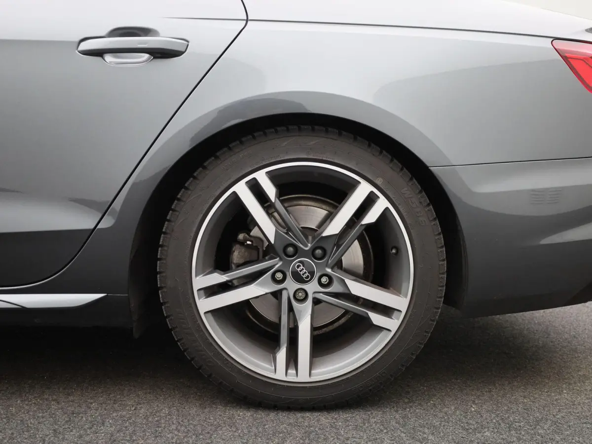 35 TFSI S edition Competition l Demo l Cruise control l Navigatie l Stoelverwarming l Airco l Audi sound system l Audi virtual cockpit plus l Parkeersensoren l Alarm Klasse III l Optiekpakke