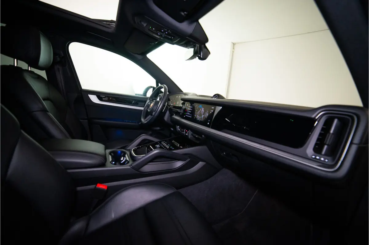 3.0 E-Hybrid 470PK | InnoDrive | Pano | Matrix | Luchtvering | Bose | Fabrieksgarantie