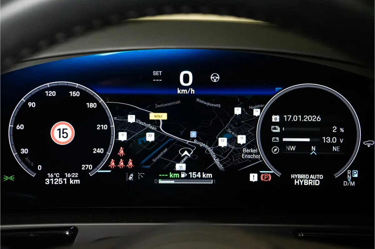 3.0 E-Hybrid 470PK | InnoDrive | Pano | Matrix | Luchtvering | Bose | Fabrieksgarantie