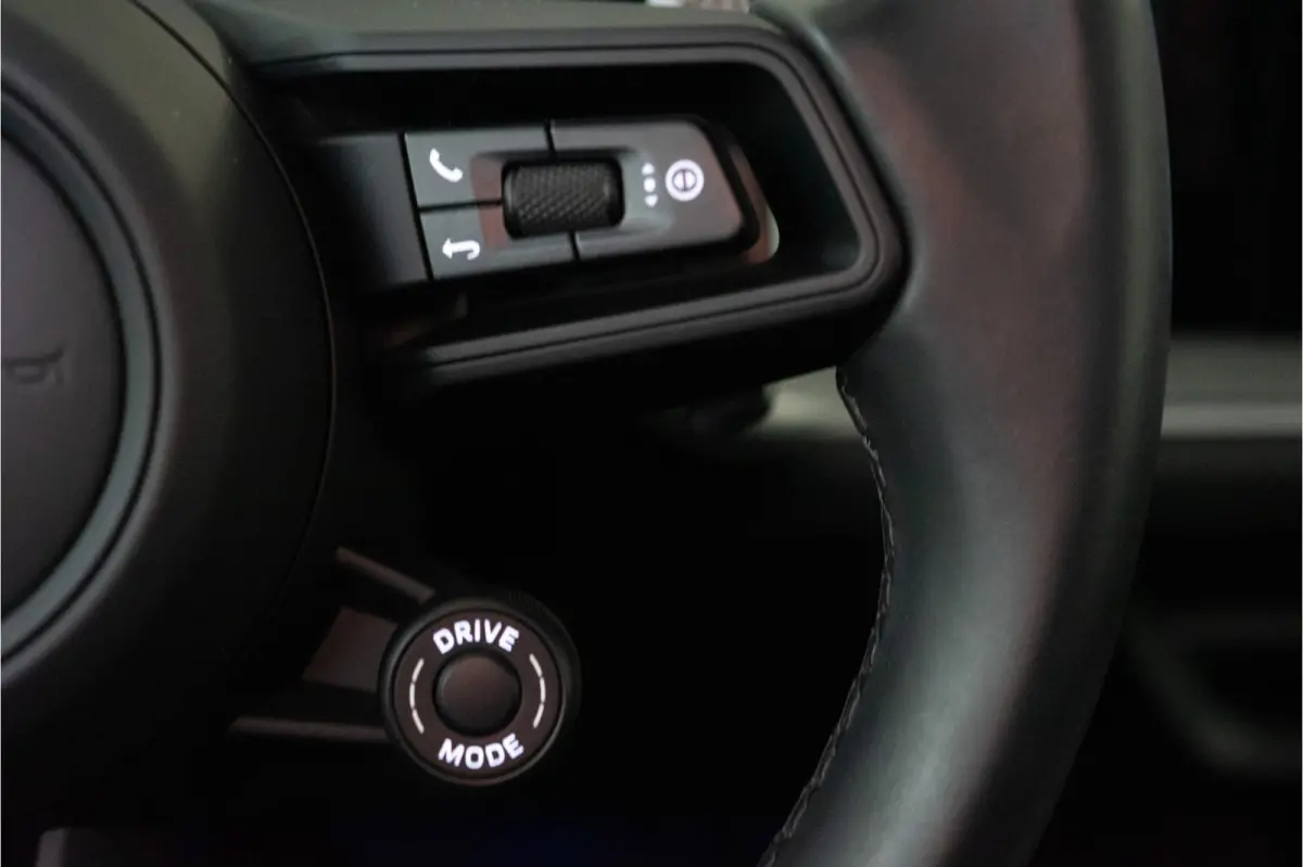 3.0 E-Hybrid 470PK | InnoDrive | Pano | Matrix | Luchtvering | Bose | Fabrieksgarantie