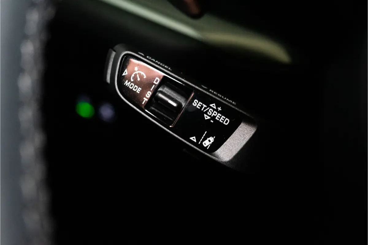 3.0 E-Hybrid 470PK | InnoDrive | Pano | Matrix | Luchtvering | Bose | Fabrieksgarantie