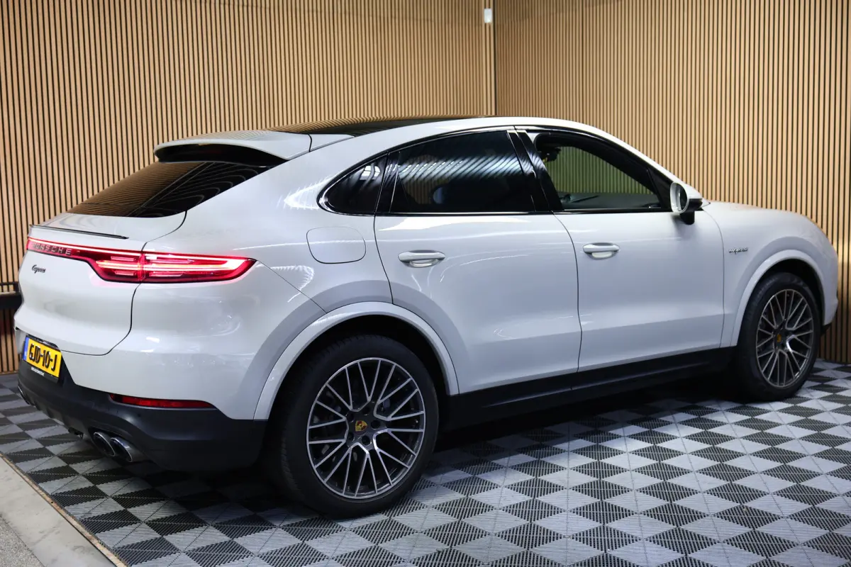 3.0 E-Hybrid KRIJT NAVI CAMERA TREKHAAK CARPLAY "20