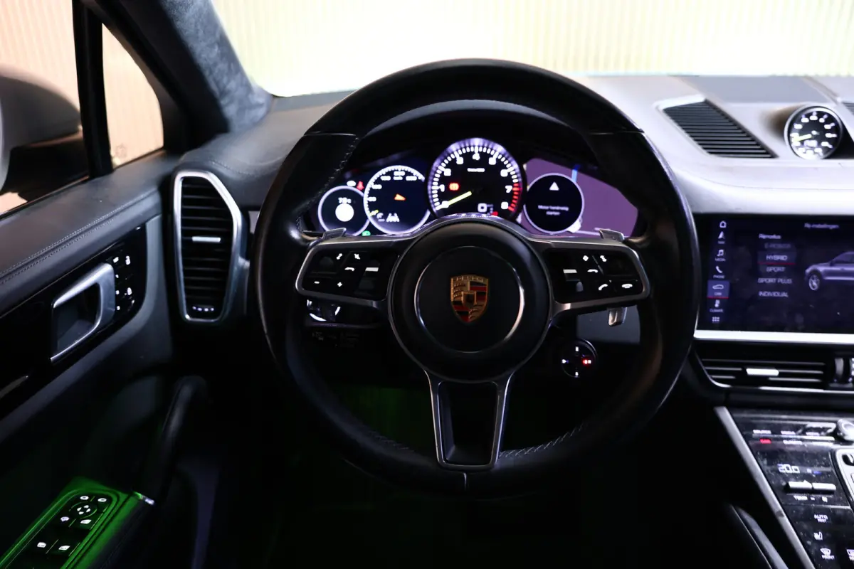 3.0 E-Hybrid KRIJT NAVI CAMERA TREKHAAK CARPLAY "20