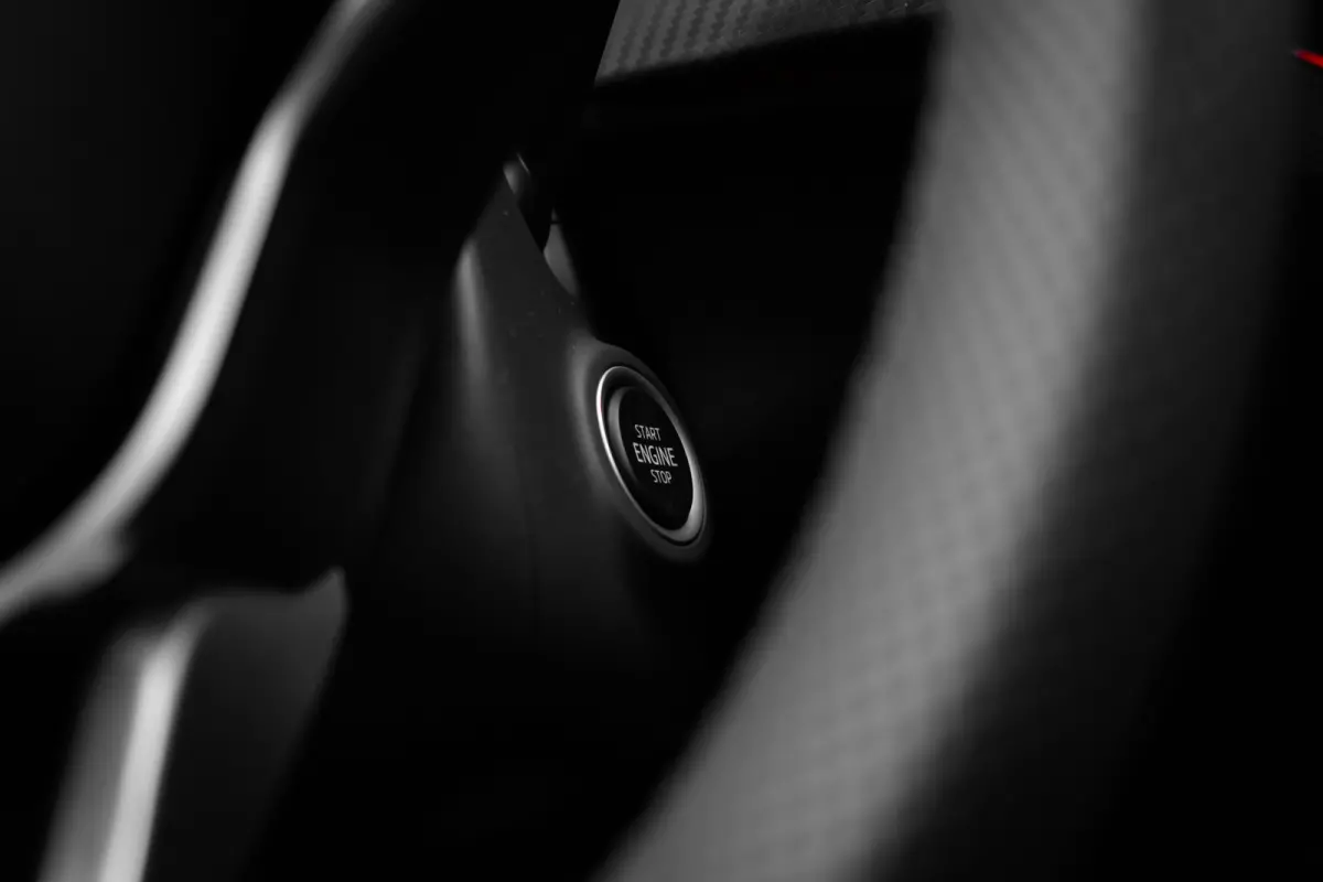 Monte Carlo | Achteruitrijcamera | Buitenspiegels elektrisch inklapbaar en zelfdimmend | Cruise control met speedlimiter