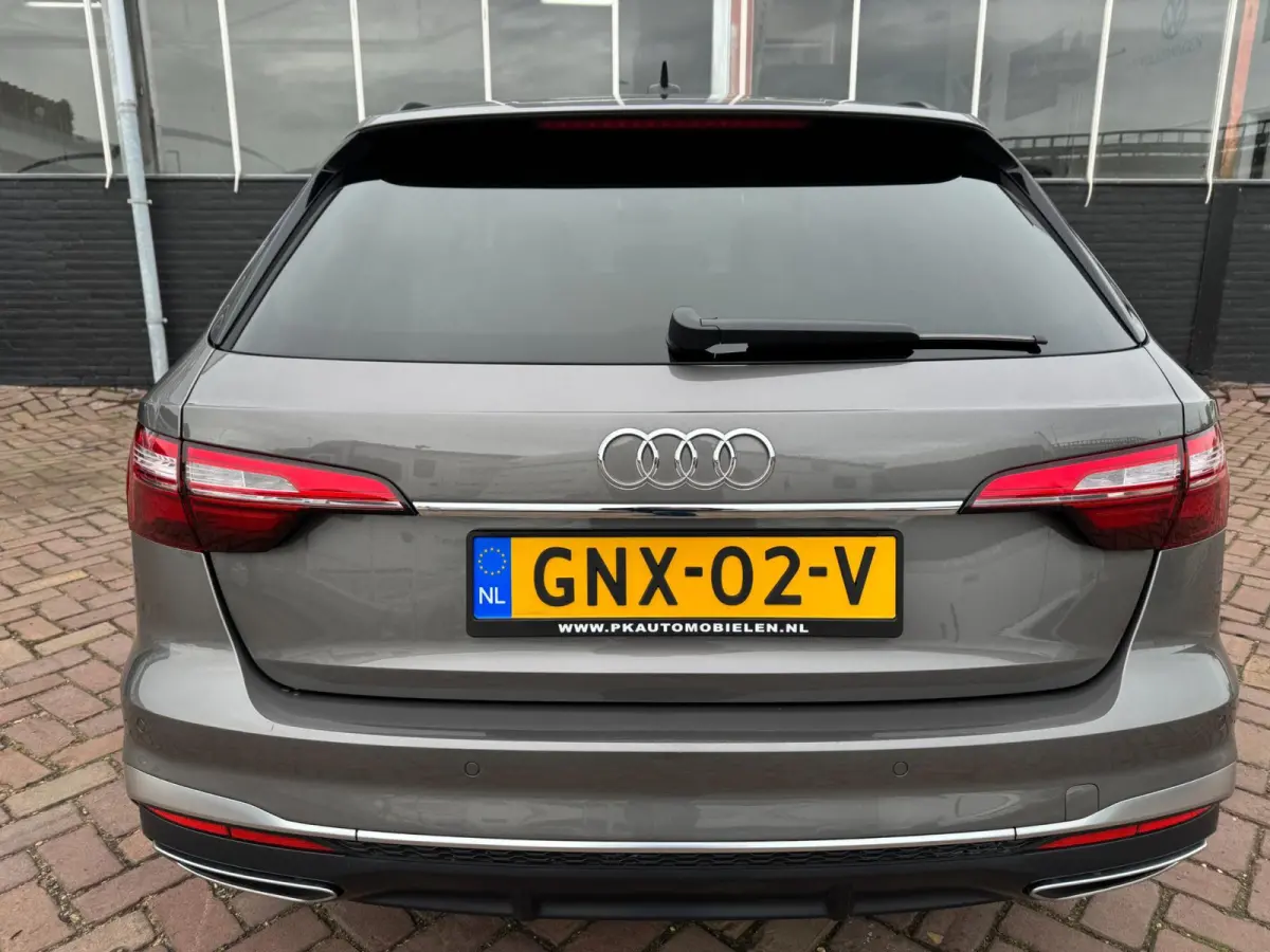40 TFSI Pro S-Line **PANODAK + CARPLAY**