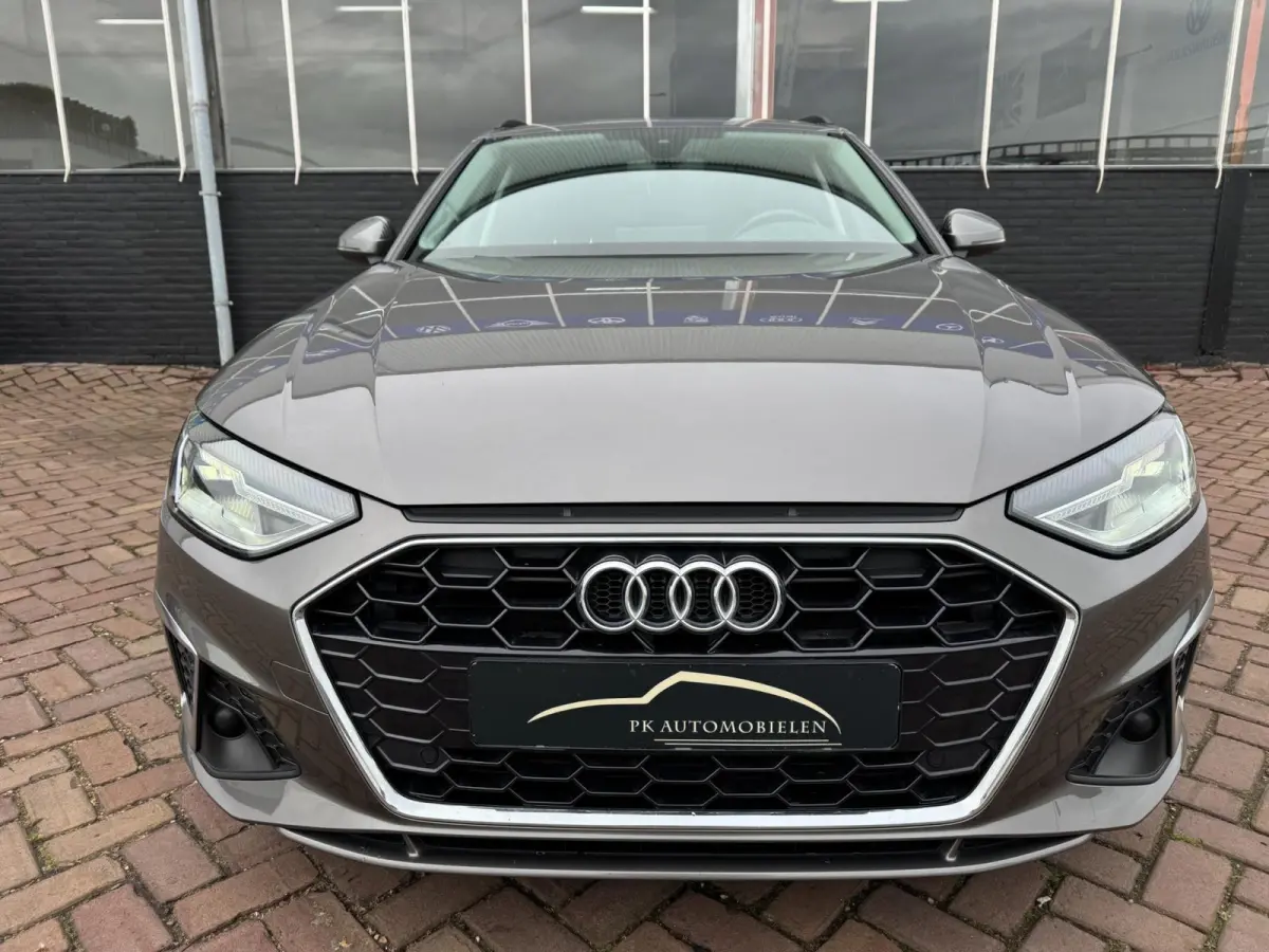 40 TFSI Pro S-Line **PANODAK + CARPLAY**