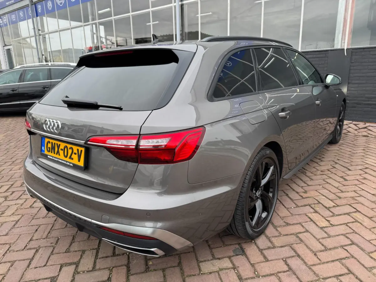 40 TFSI Pro S-Line **PANODAK + CARPLAY**
