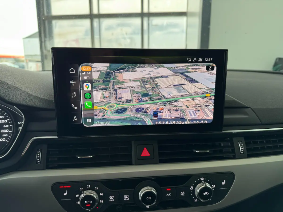 40 TFSI Pro S-Line **PANODAK + CARPLAY**