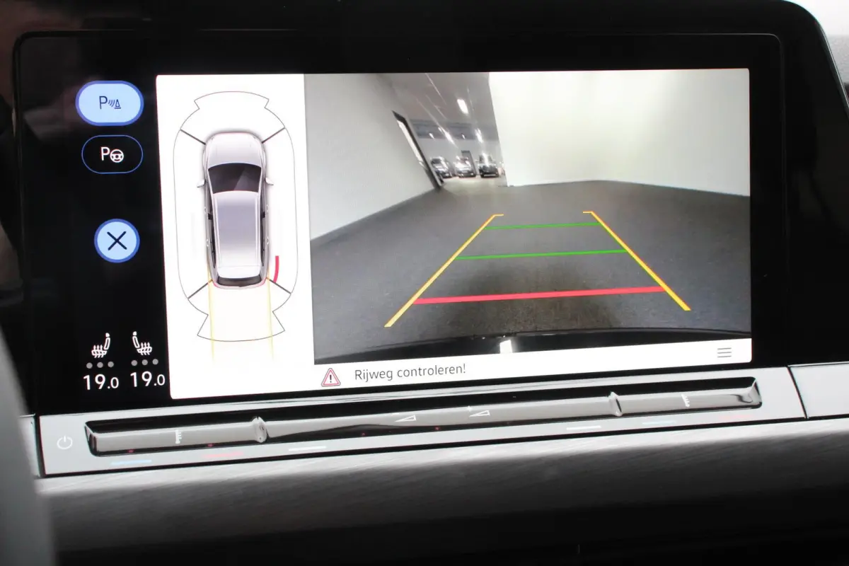 1.5 eTSI 150pk DSG Style Navigatie Apple Carplay/Android Auto Adaptive Cruise Control Parkeersensoren Camera Stoel-en stuurverwarming Blind Spot Assist Ledverlichting voor