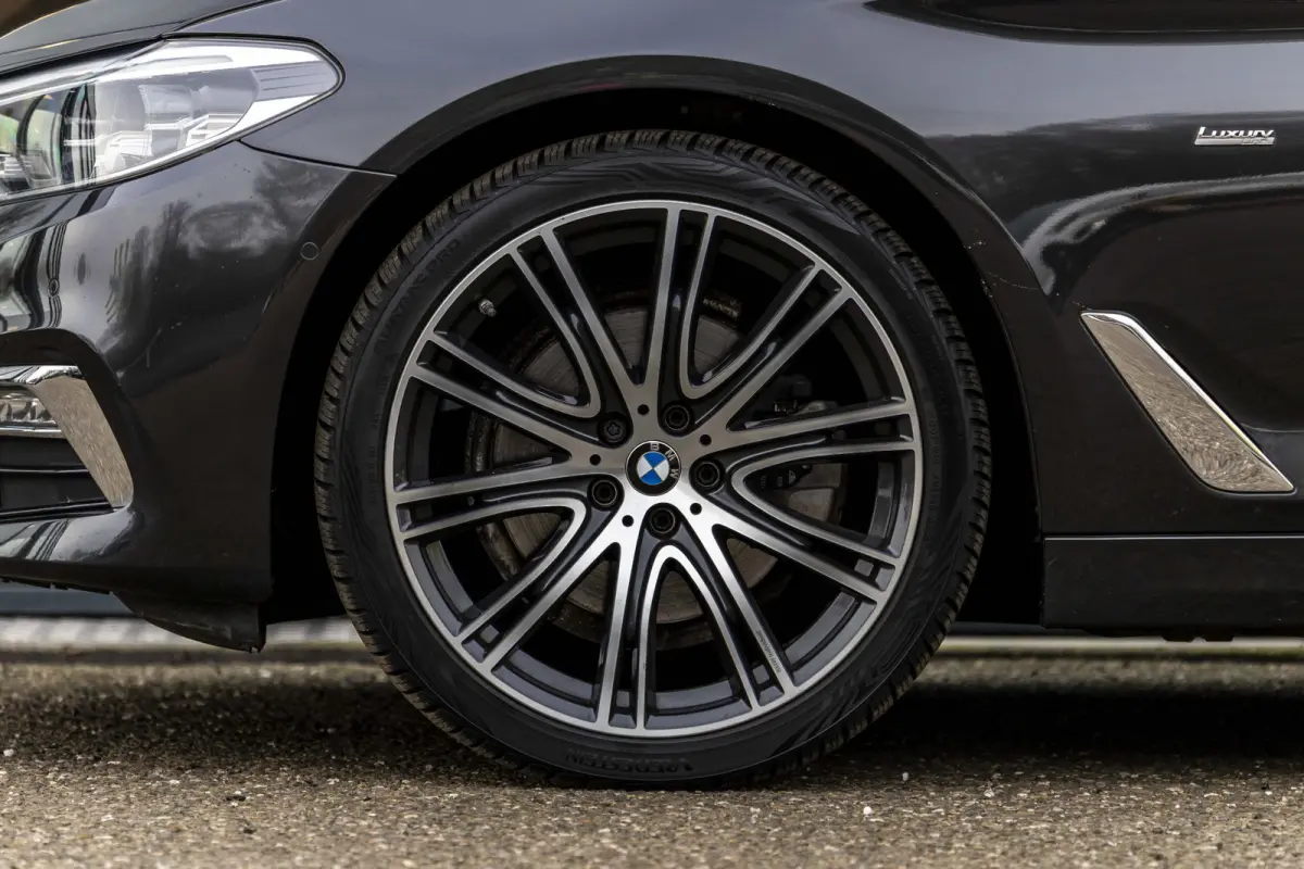 520i High Executive luxery