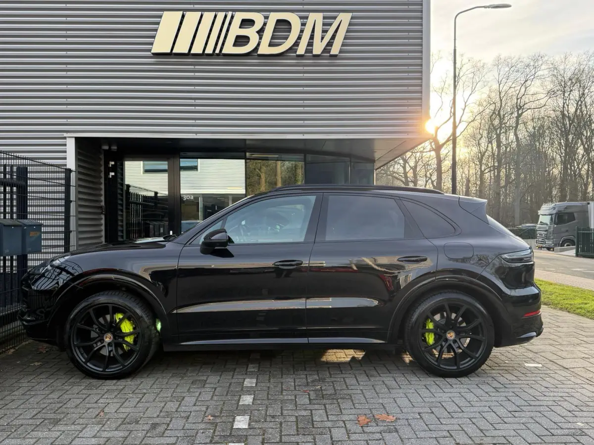 3.0 E-Hybrid Platinum Edition Approved 9-27