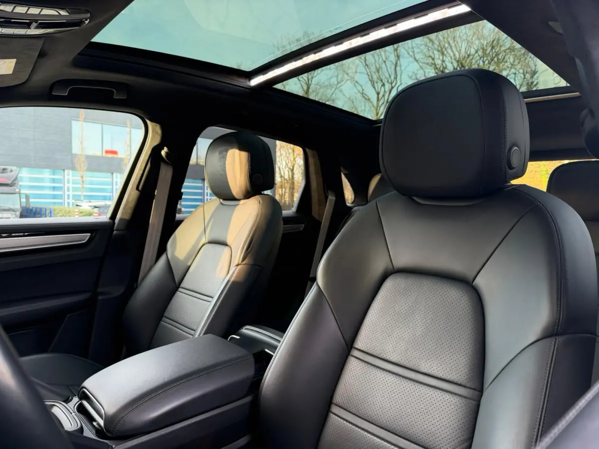 3.0 E-Hybrid Platinum Edition Approved 9-27