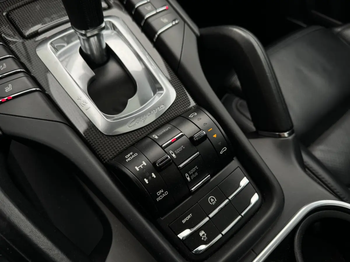 3.0 D Tiptronic S / Facelift / Led / Pano