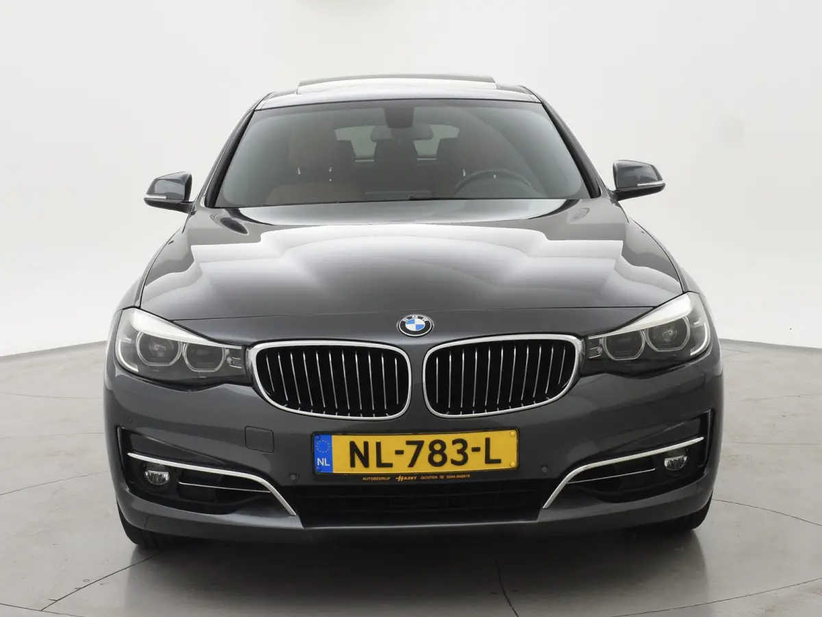 320i 184 PK + PANORAMA | LEDER | NAVI PRO | LED | STOELVERWARMING