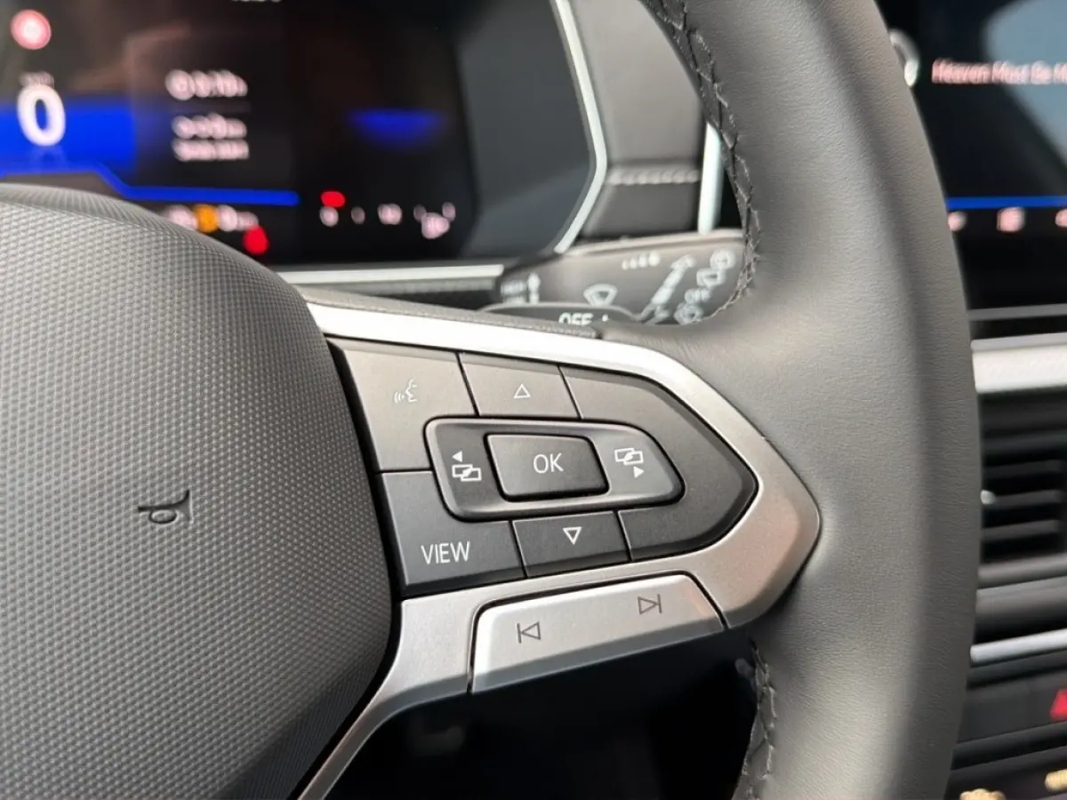 1.5 TSI DSG R-LINE TREKHAAK/CAMERA/CARPLAY/ACC/STOELVERW