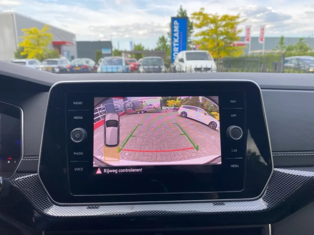 1.5 TSI DSG R-LINE TREKHAAK/CAMERA/CARPLAY/ACC/STOELVERW