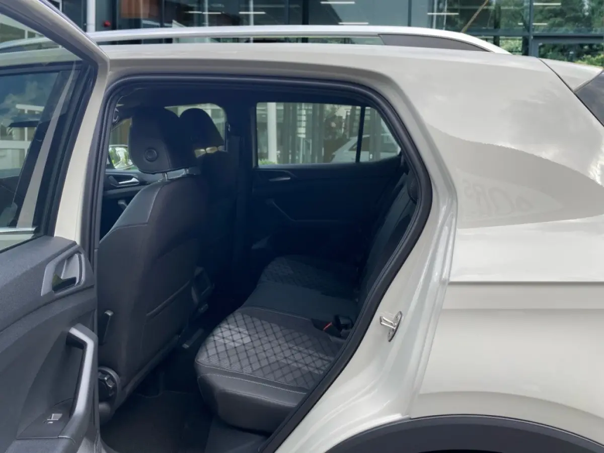 1.5 TSI DSG R-LINE TREKHAAK/CAMERA/CARPLAY/ACC/STOELVERW