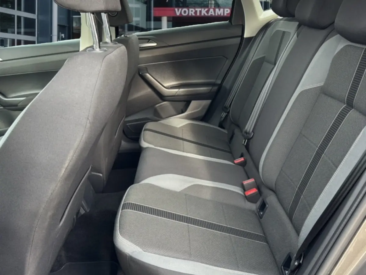 1.0 TSI HIGHLINE OPENDAK/ACC/STOELVERW/PDC/NAVI/CARPLAY