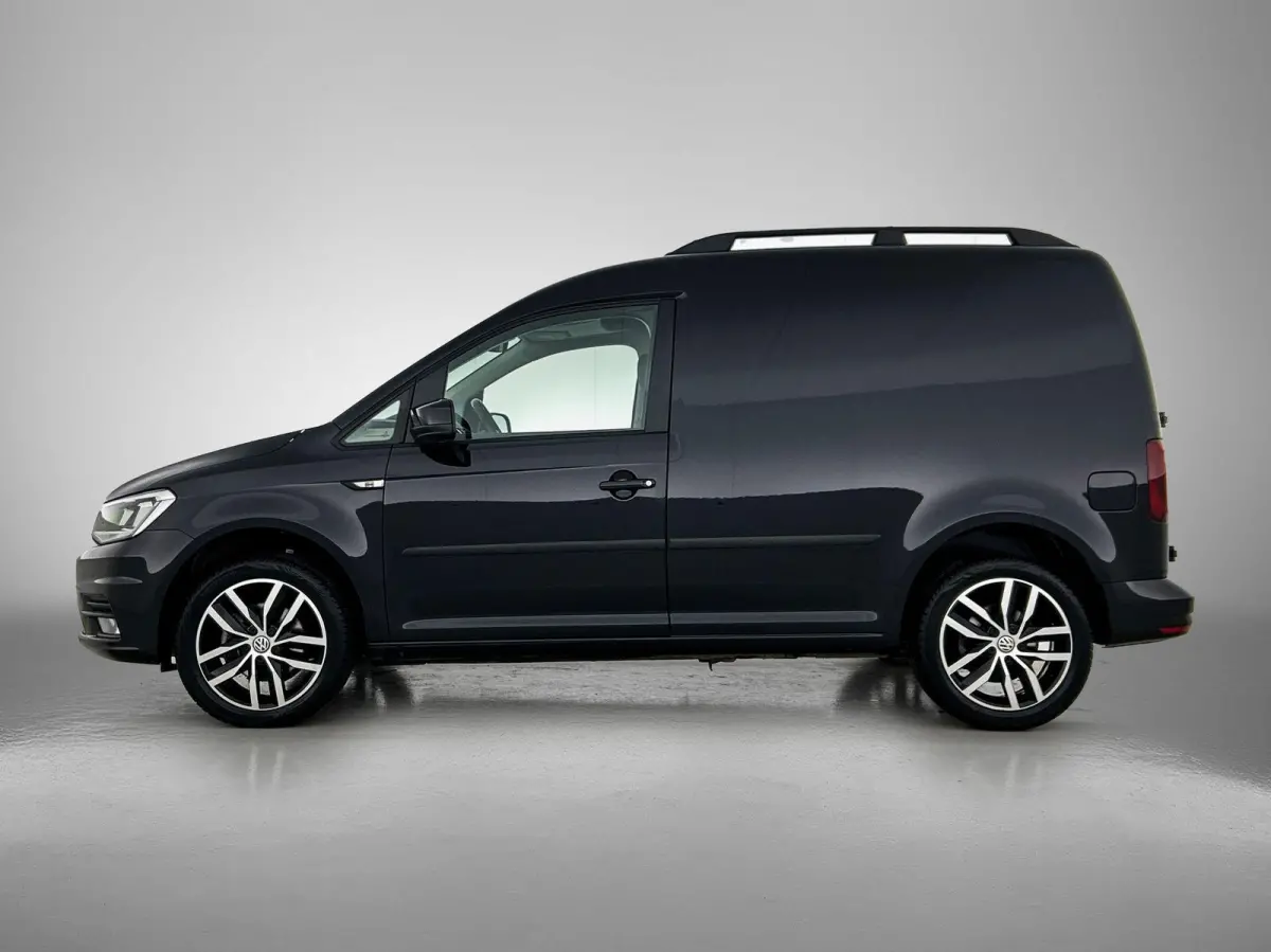 2.0 TDI L1H1 C-Edition 102PK | Automaat | Airco | Multifunctioneel stuurwiel | DAB+ | Navigatie | Parkeersensoren achter | Voorruitverwarming | Achterruitverwarming | Parkeersensoren achter 