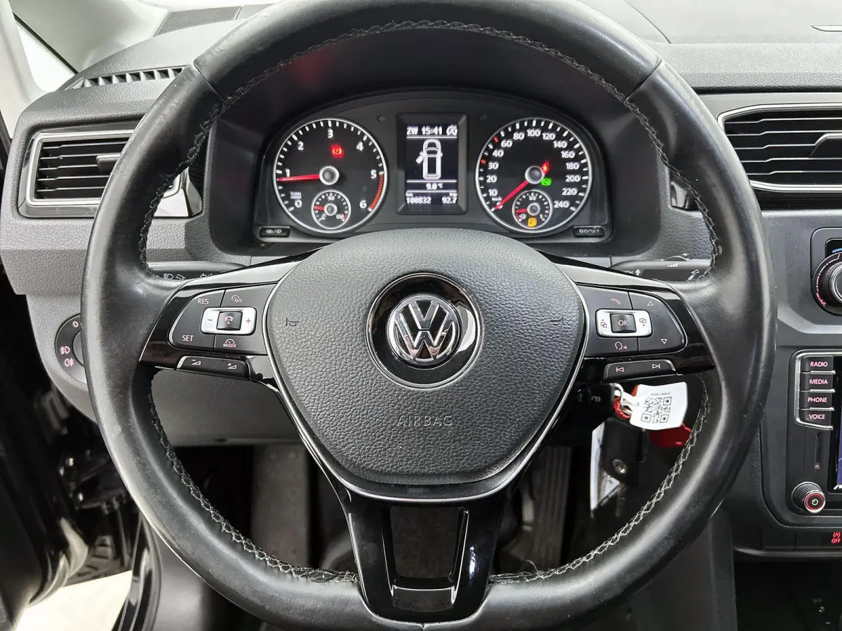 2.0 TDI L1H1 C-Edition 102PK | Automaat | Airco | Multifunctioneel stuurwiel | DAB+ | Navigatie | Parkeersensoren achter | Voorruitverwarming | Achterruitverwarming | Parkeersensoren achter 