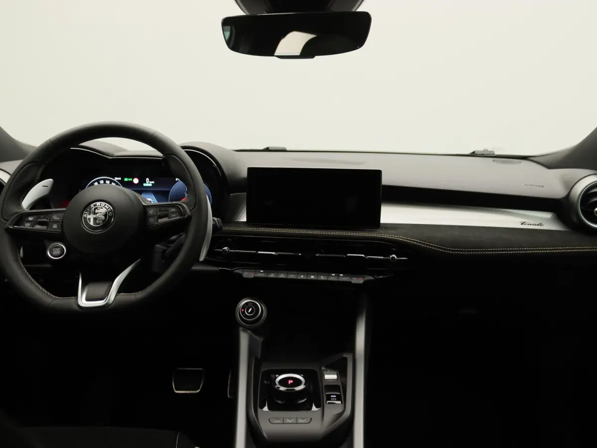 1.3 Ibrida Plug-In Q4 Sport Speciale | Panoramadak | Harman Kardon | Matrix LED | Memory Stoelen | 20" Velgen