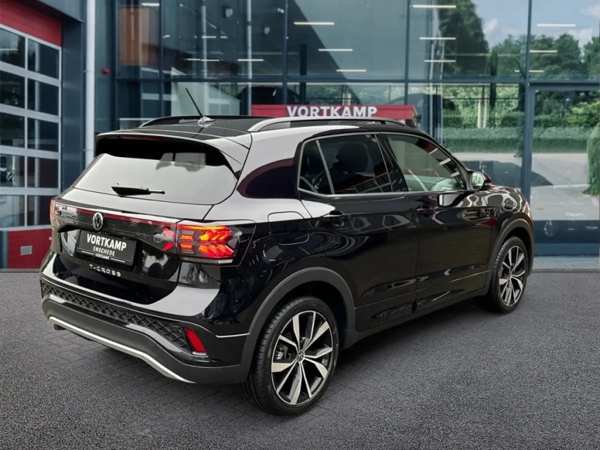 1.5 TSI DSG R-LINE AFN.TREKHAAK/IQ-LIGHTS/CAMERA/ACC/KEY-LESS