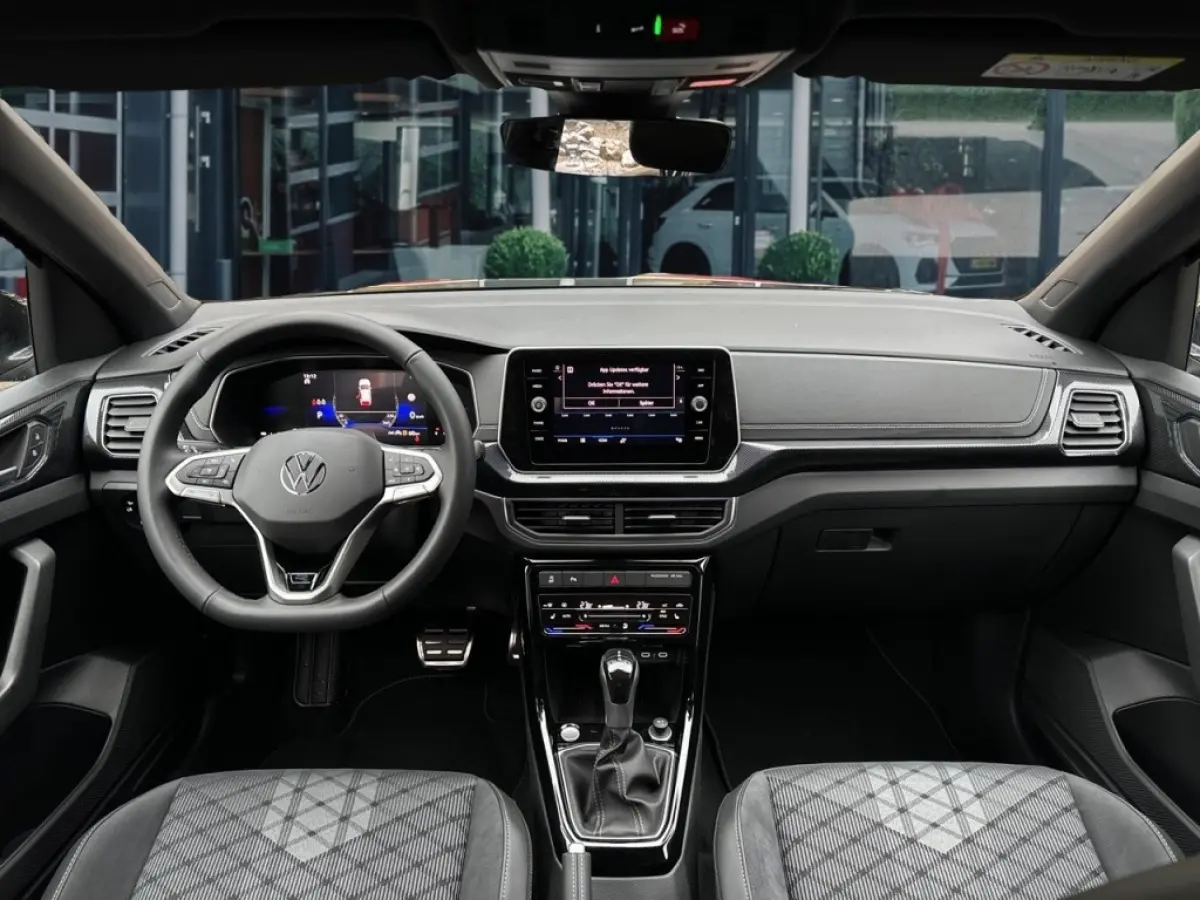 1.5 TSI DSG R-LINE AFN.TREKHAAK/IQ-LIGHTS/CAMERA/ACC/KEY-LESS