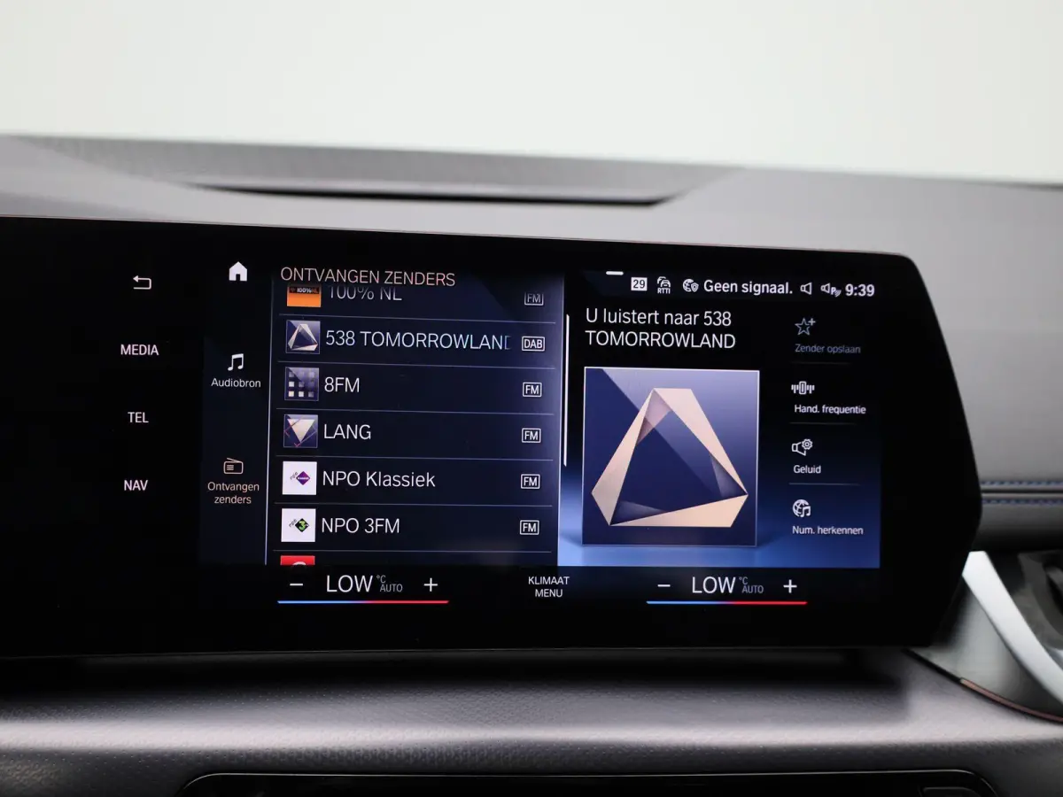 218i M-Sport AUTOMAAT | Carplay | Camera | CruiseControl | Stoelverwarming | Navigatie | M-Pakket |
