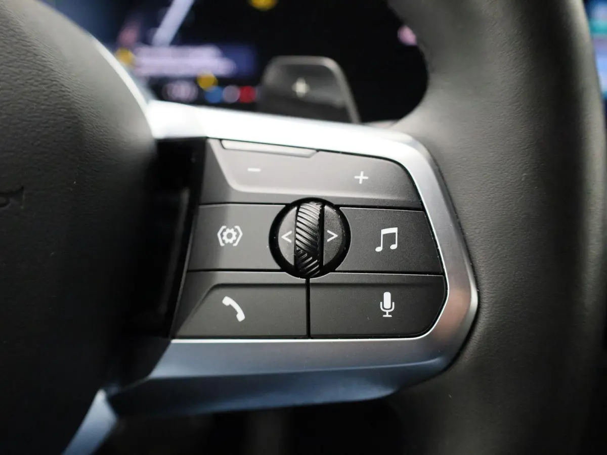 218i M-Sport AUTOMAAT | Carplay | Camera | CruiseControl | Stoelverwarming | Navigatie | M-Pakket |
