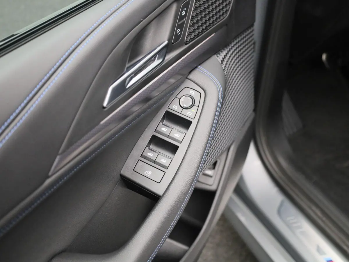 218i M-Sport AUTOMAAT | Carplay | Camera | CruiseControl | Stoelverwarming | Navigatie | M-Pakket |