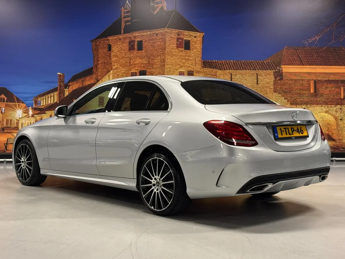 180 AMG Automaat Leer Navigatie LED