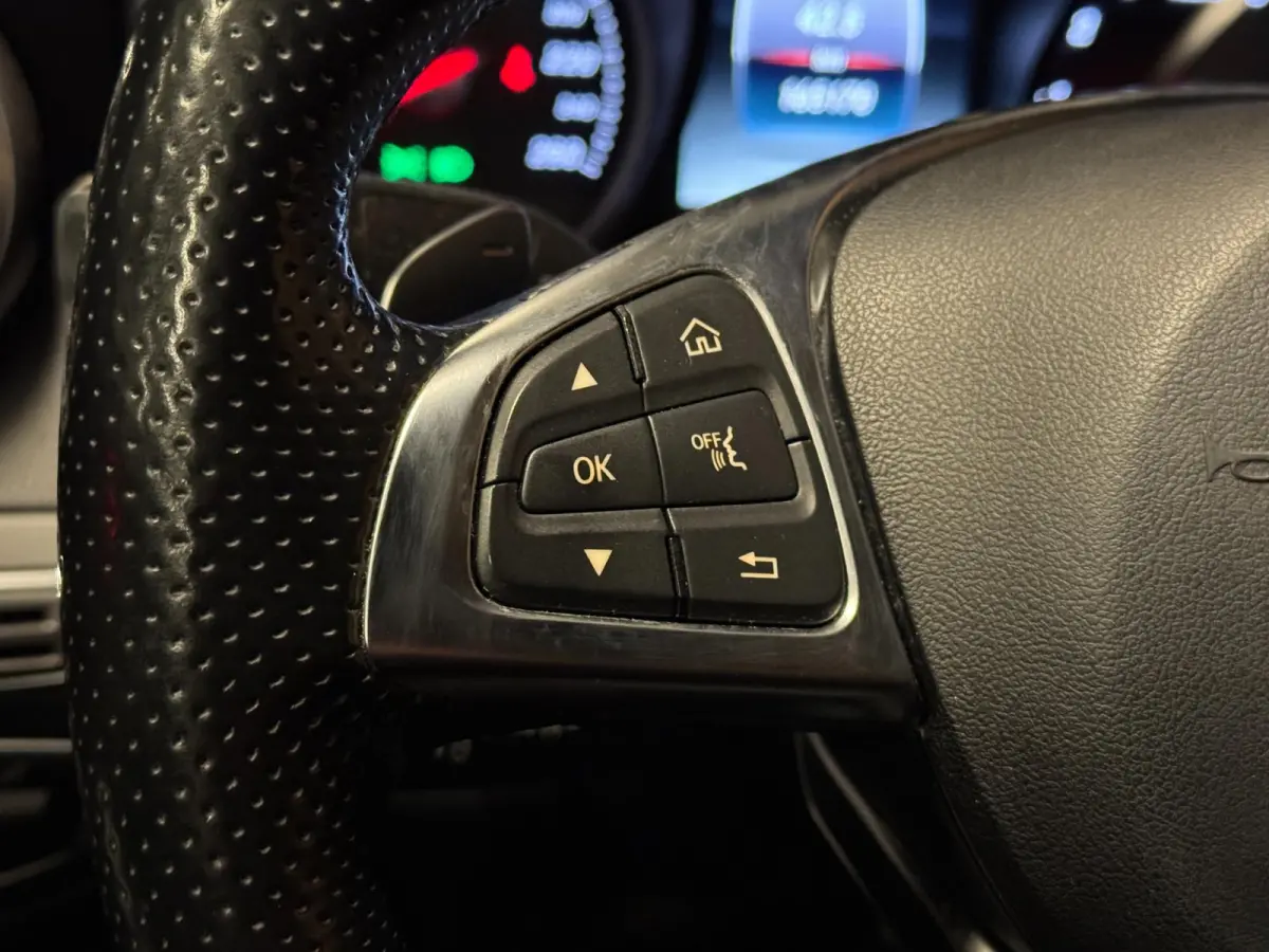 180 AMG Automaat Leer Navigatie LED