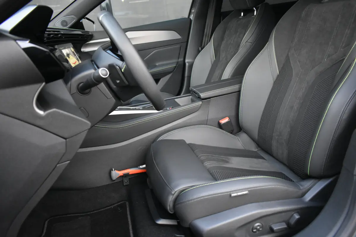 GT 58kWh DEMO-DEAL! | Warmtepomp | Alcantara | Massage | Elektr. Stoelen | Elektr. Achterklep | LED-Matrix | Adaptive Cruise | !!