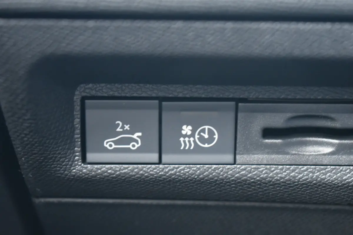GT 58kWh DEMO-DEAL! | Warmtepomp | Alcantara | Massage | Elektr. Stoelen | Elektr. Achterklep | LED-Matrix | Adaptive Cruise | !!
