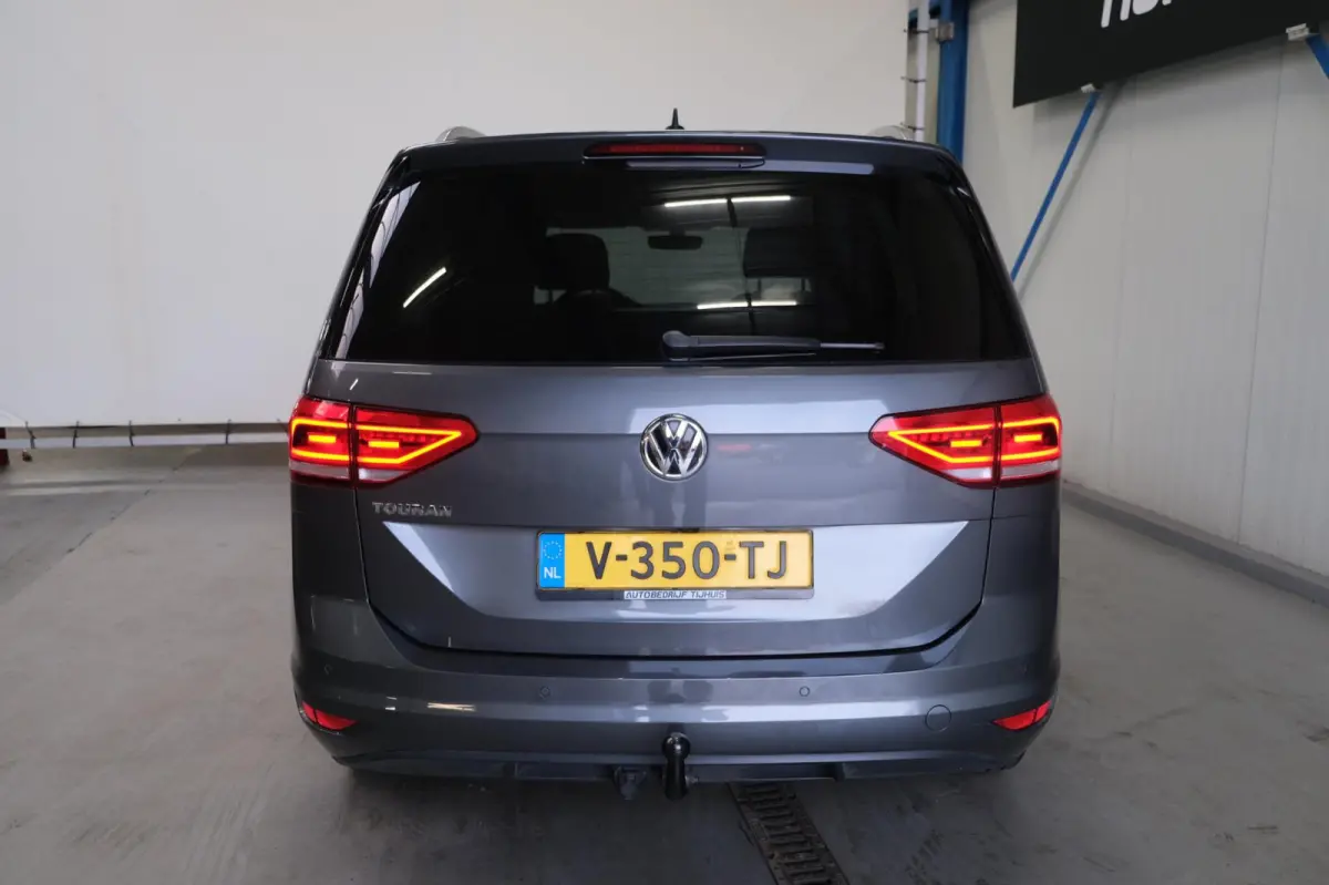 1.6 TDI - Grijskenteken, Airco, Cruise, Navi, PDC, Camera, Trekhaak.