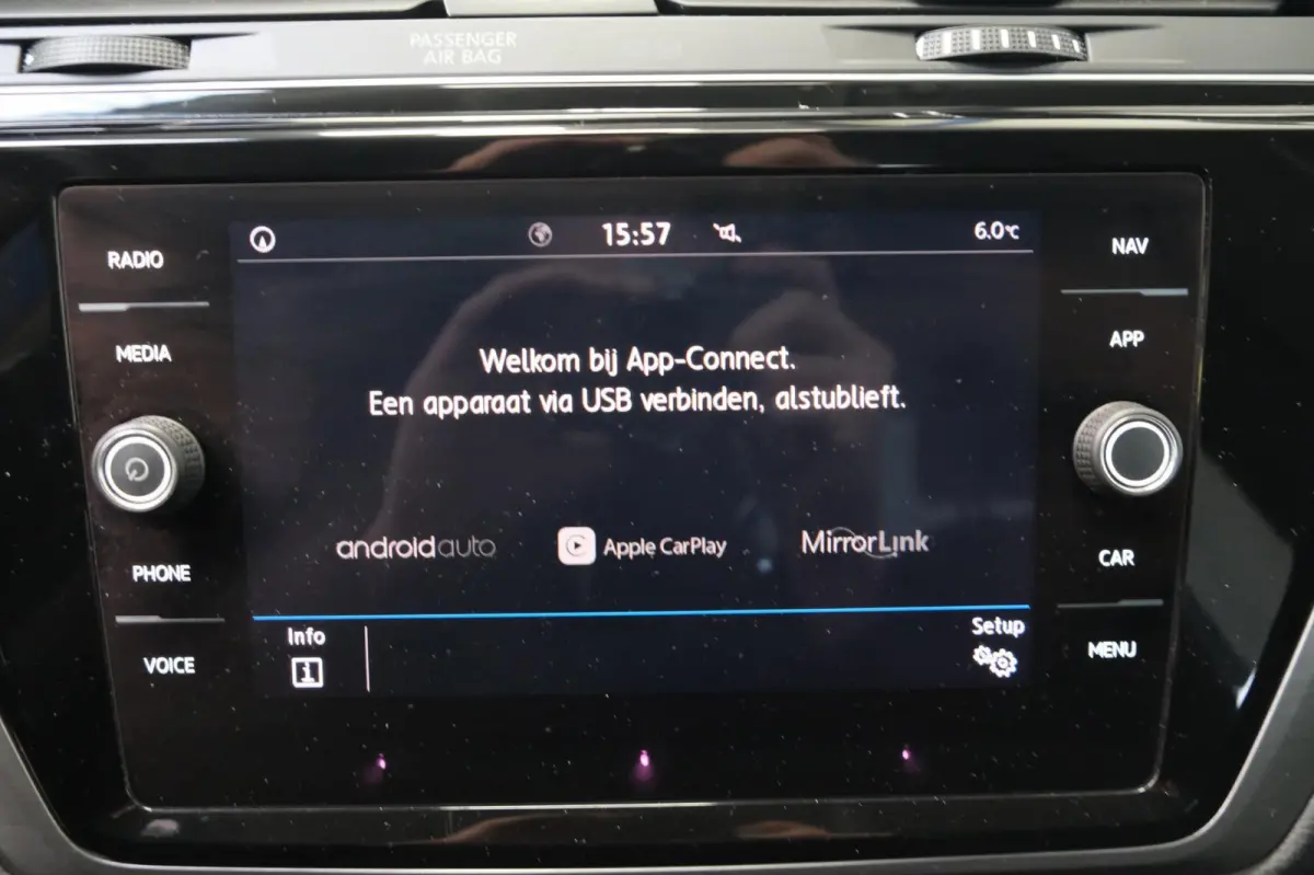 1.6 TDI - Grijskenteken, Airco, Cruise, Navi, PDC, Camera, Trekhaak.