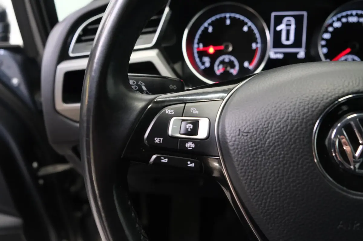 1.6 TDI - Grijskenteken, Airco, Cruise, Navi, PDC, Camera, Trekhaak.
