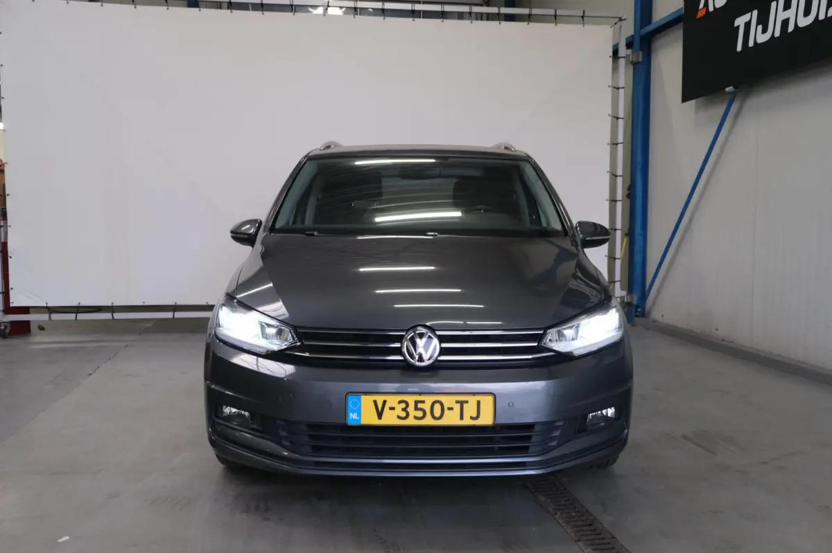 1.6 TDI - Grijskenteken, Airco, Cruise, Navi, PDC, Camera, Trekhaak.