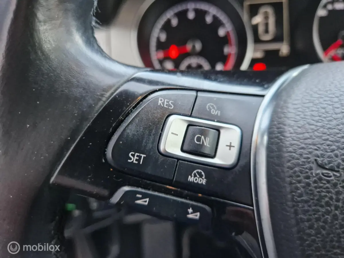 1.0 TSI Connected Series