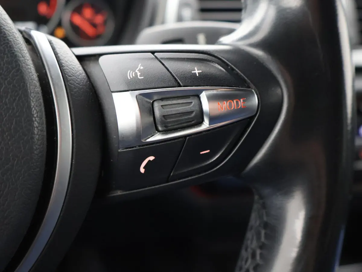 320D 163 PK EDE + WEGKL. TREKHAAK | HARMAN/KARDON | EURO 6 | LEDER SPORTINTERIEUR