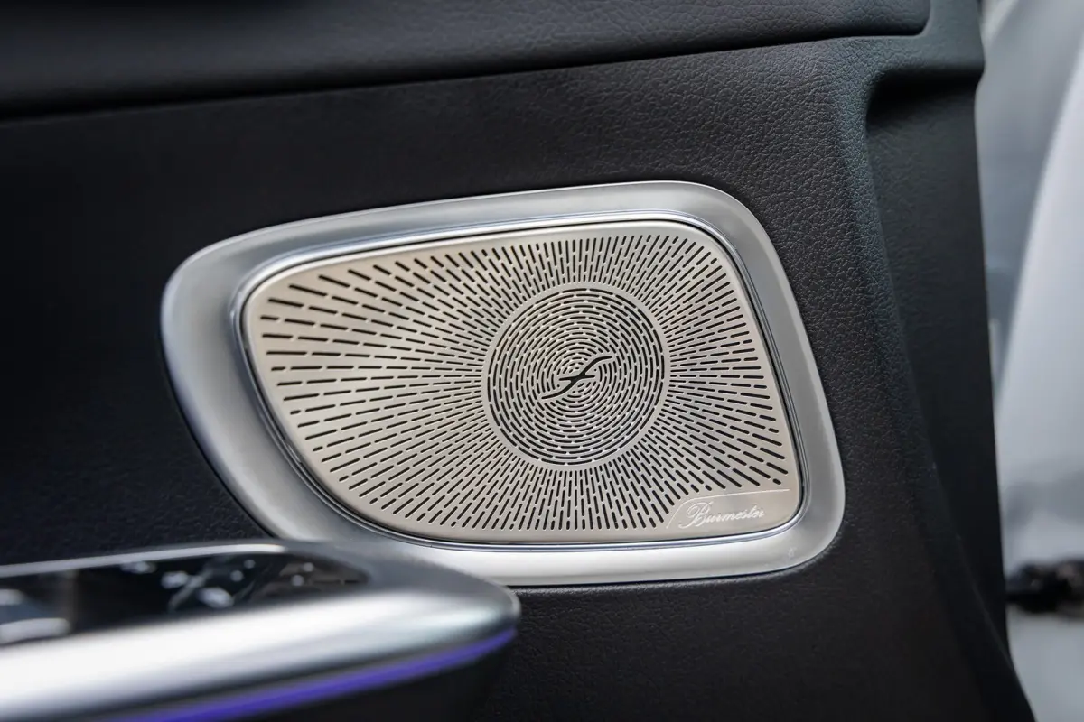 300 e AMG Line | Burmester 3D | Head Up Display | Origineel Nederlands! | Pano-dak | 360 Camera | Memory stoelen | Leder | Adapt. Cruise | Laser LED | 4-season banden |