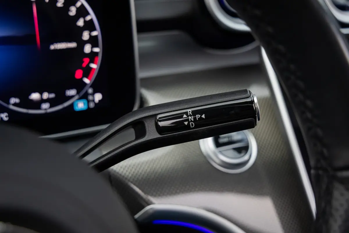 300 e AMG Line | Burmester 3D | Head Up Display | Origineel Nederlands! | Pano-dak | 360 Camera | Memory stoelen | Leder | Adapt. Cruise | Laser LED | 4-season banden |