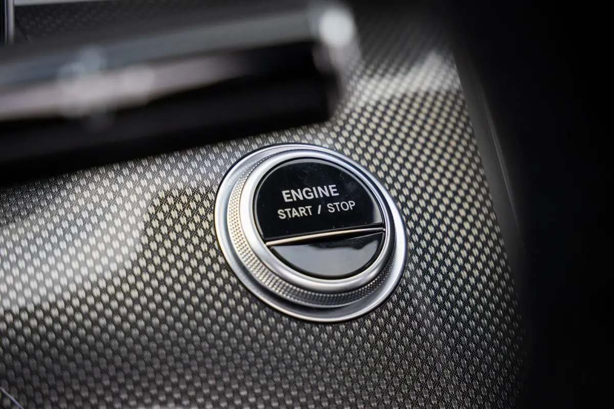 300 e AMG Line | Burmester 3D | Head Up Display | Origineel Nederlands! | Pano-dak | 360 Camera | Memory stoelen | Leder | Adapt. Cruise | Laser LED | 4-season banden |