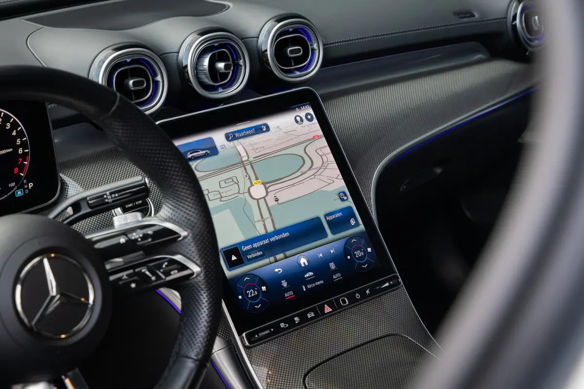 300 e AMG Line | Burmester 3D | Head Up Display | Origineel Nederlands! | Pano-dak | 360 Camera | Memory stoelen | Leder | Adapt. Cruise | Laser LED | 4-season banden |