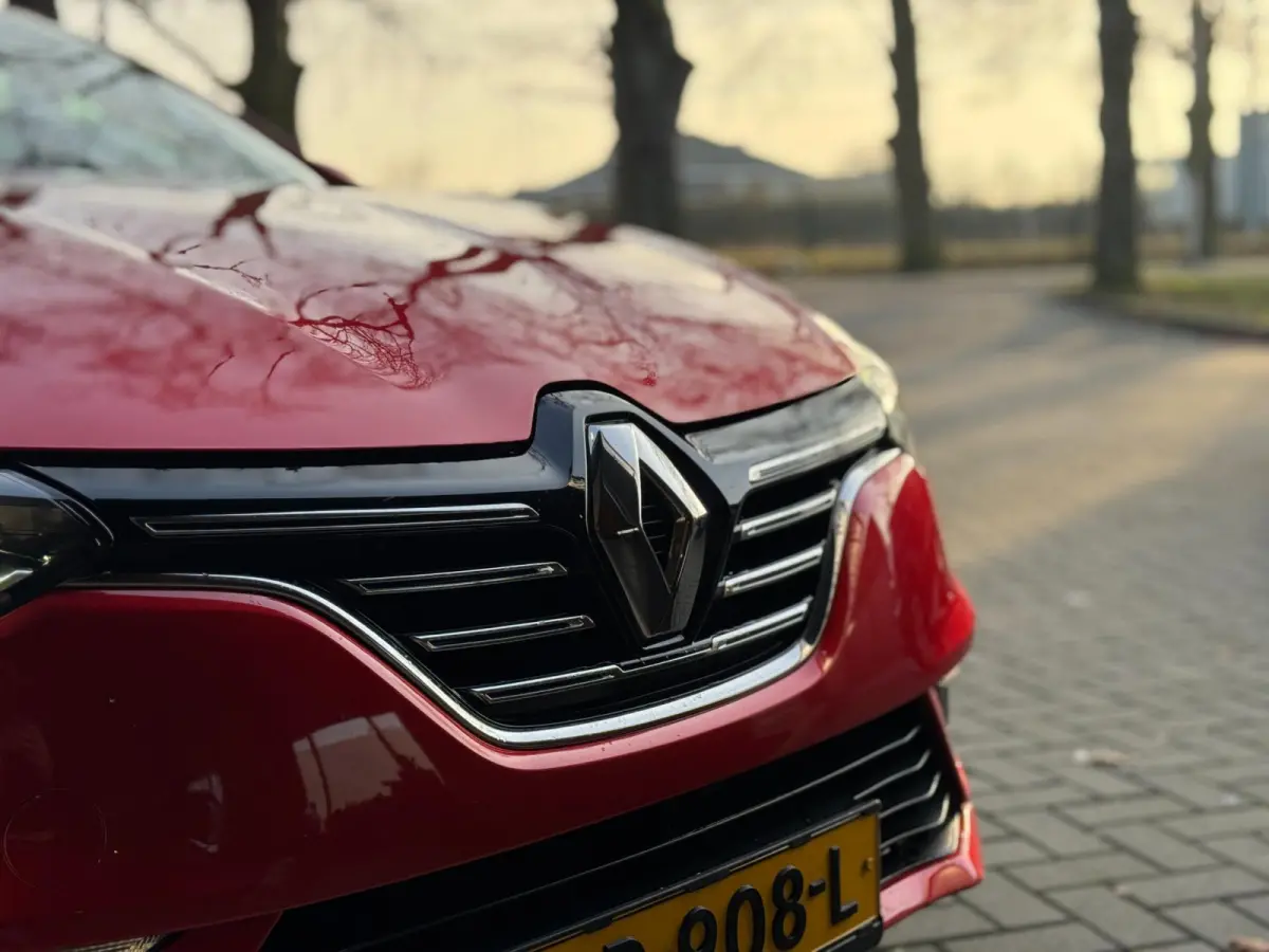 1.2 TCe Bose | CLIMA | PDC | CRUISE | KEYLESS | CARPLAY