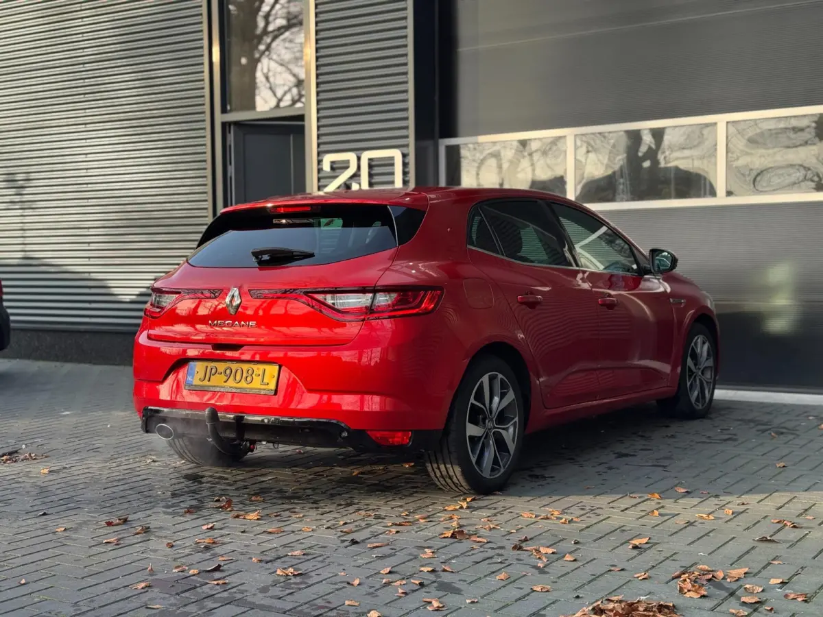 1.2 TCe Bose | CLIMA | PDC | CRUISE | KEYLESS | CARPLAY