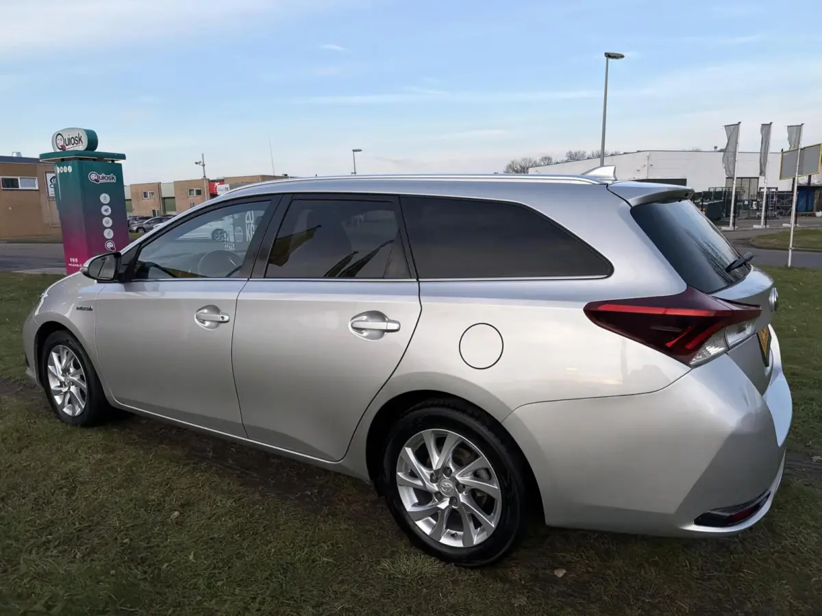 1.8 Hybrid Volcano Edition - NAVI/PANO/CAM/NAP