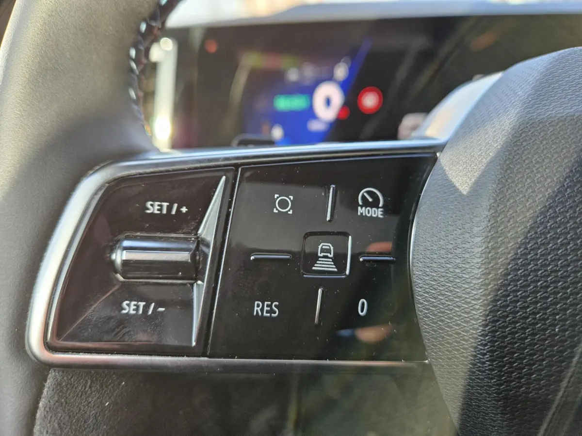 1.2 E-Tech 4x4 plug-in hybrid 300 Atelier Esprit Alpine