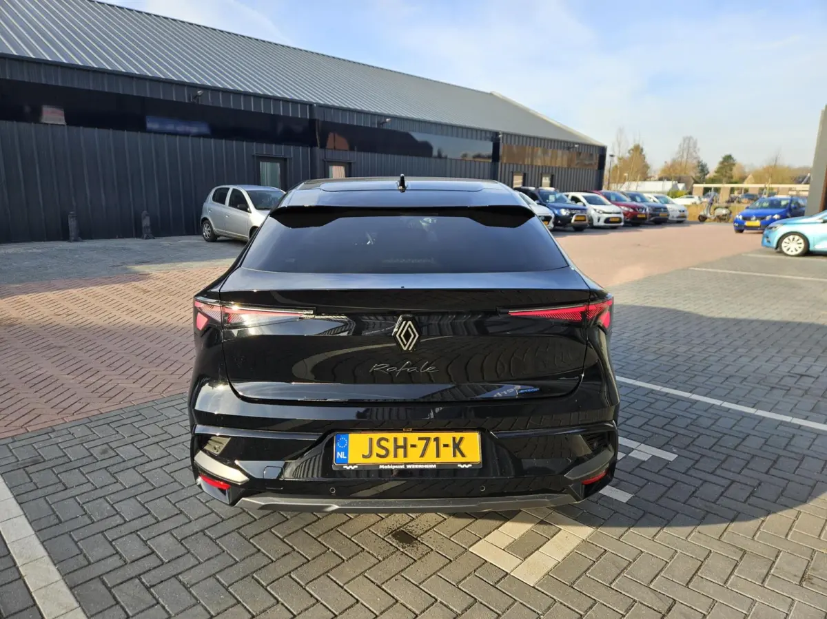 1.2 E-Tech 4x4 plug-in hybrid 300 Atelier Esprit Alpine