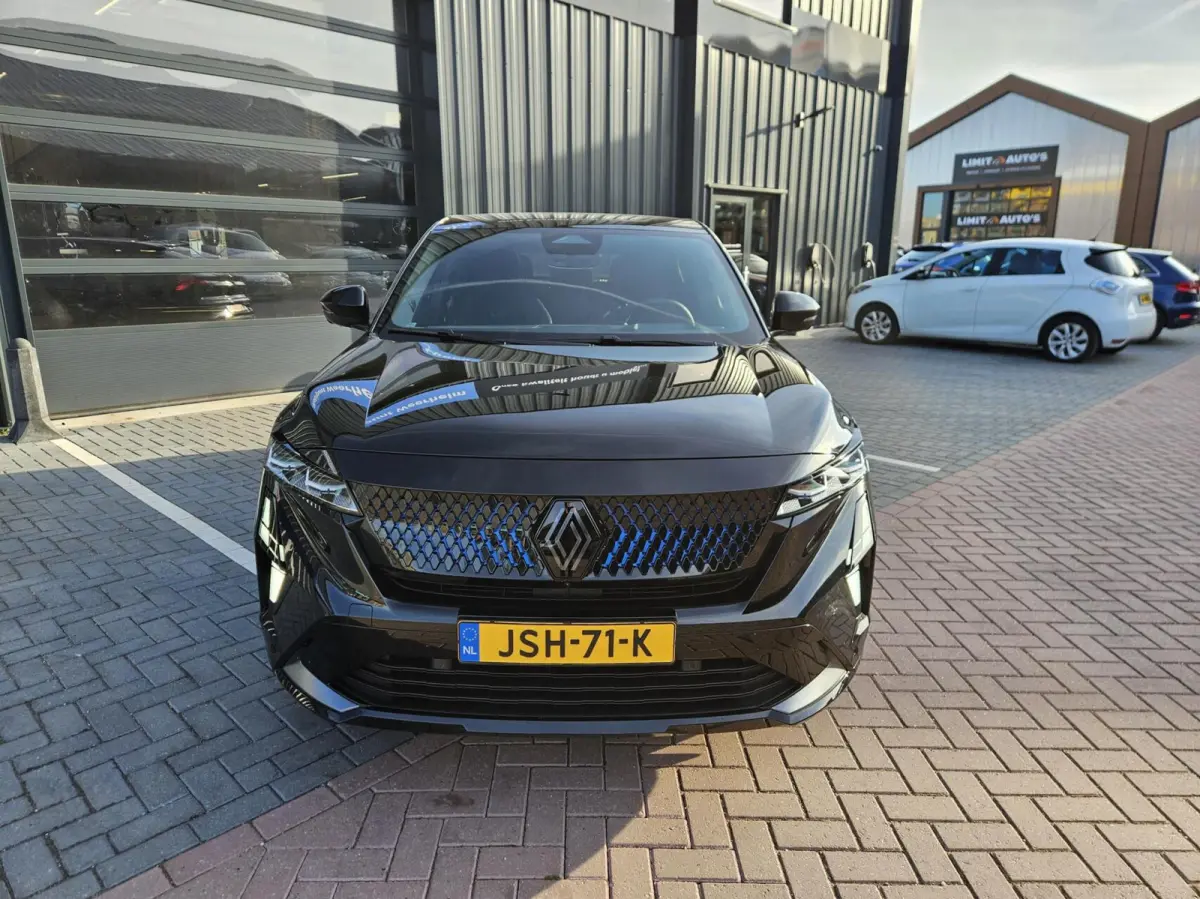 1.2 E-Tech 4x4 plug-in hybrid 300 Atelier Esprit Alpine